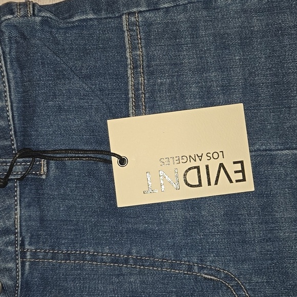 EVIDNT Tangier Step Hem Straight Cropped Jeans Medium Wash Size 30 NWT - Picture 12 of 16
